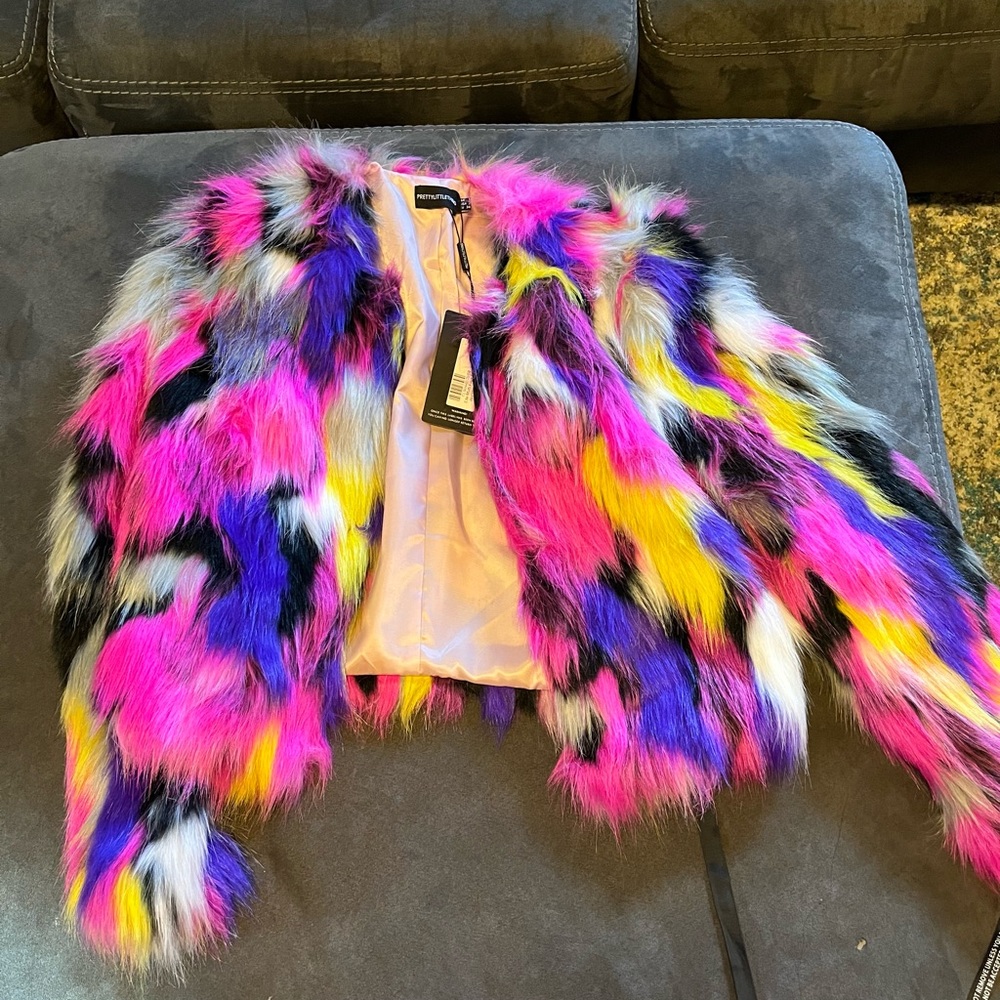 Faux Far